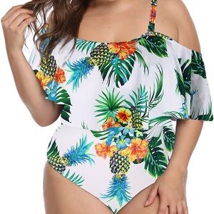 One piece swimsuit‎